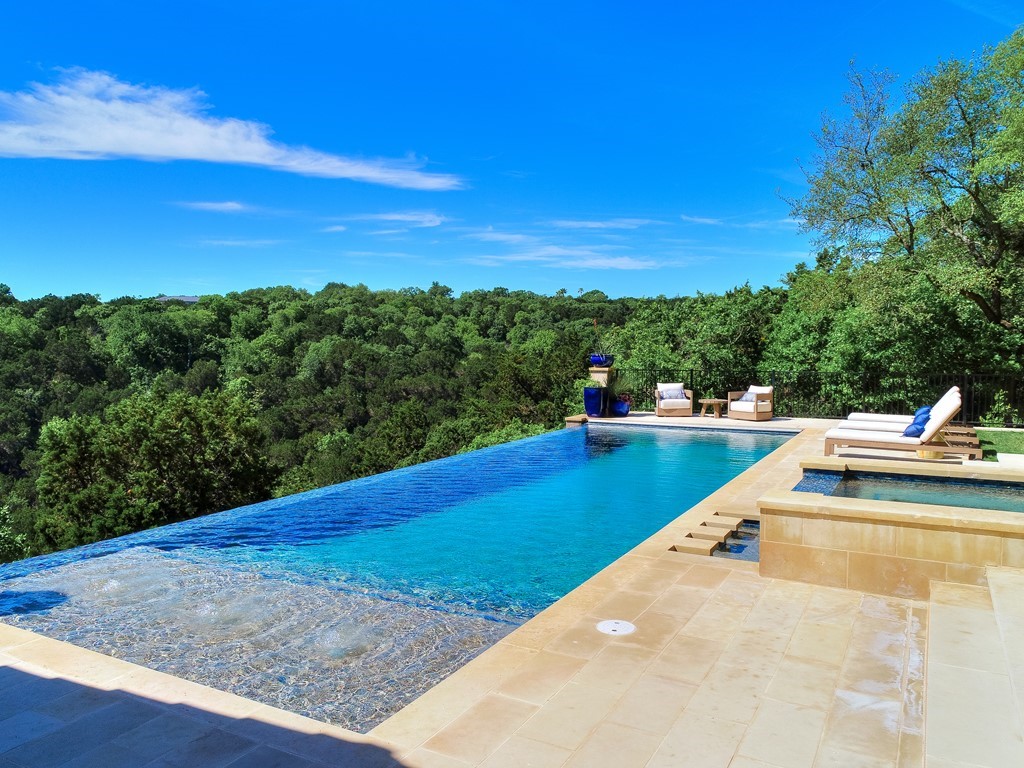 infinity pool